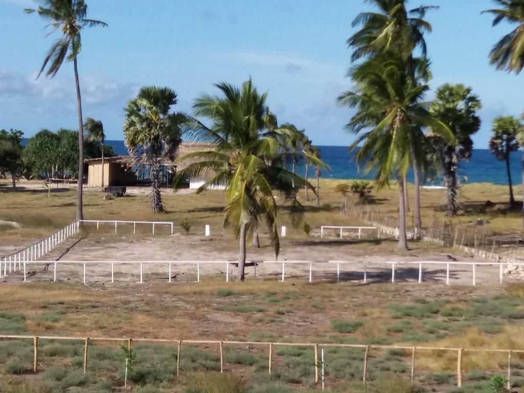 Wera Beach Kadumbul Exterior photo